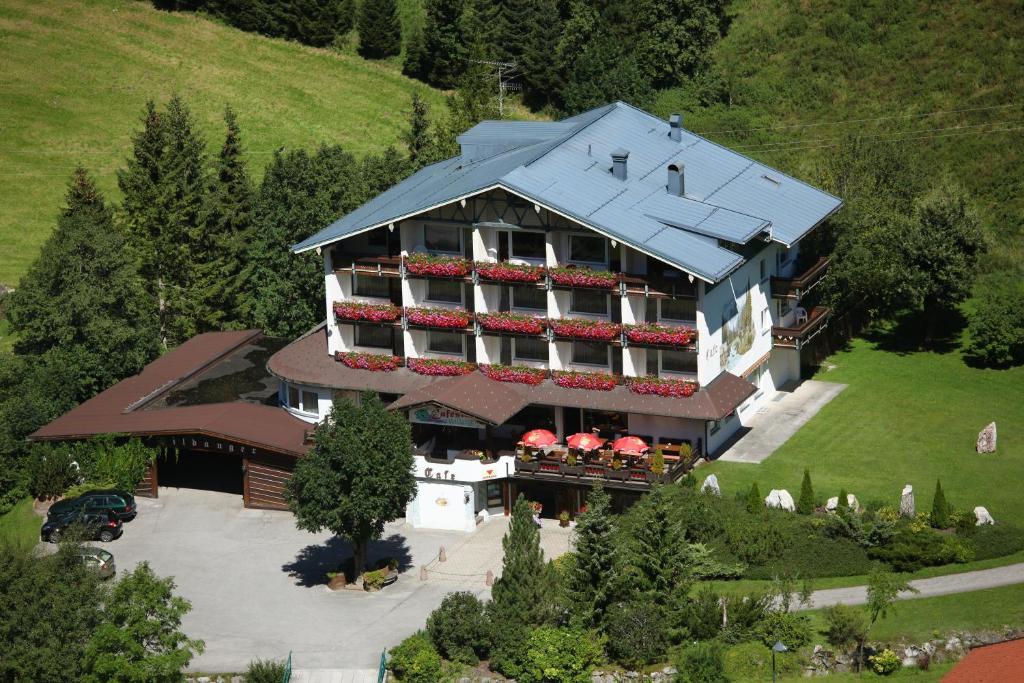 Zöblen Garni Hotel Wildanger מראה חיצוני תמונה
